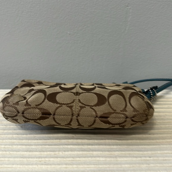 COACH Wristlet - Picture 6 of 10